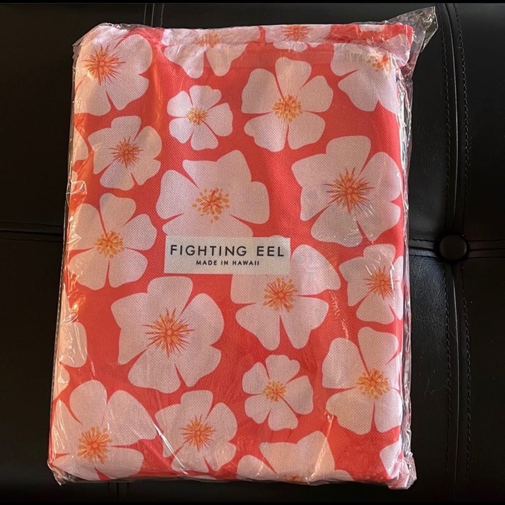 Fighting Eel towel